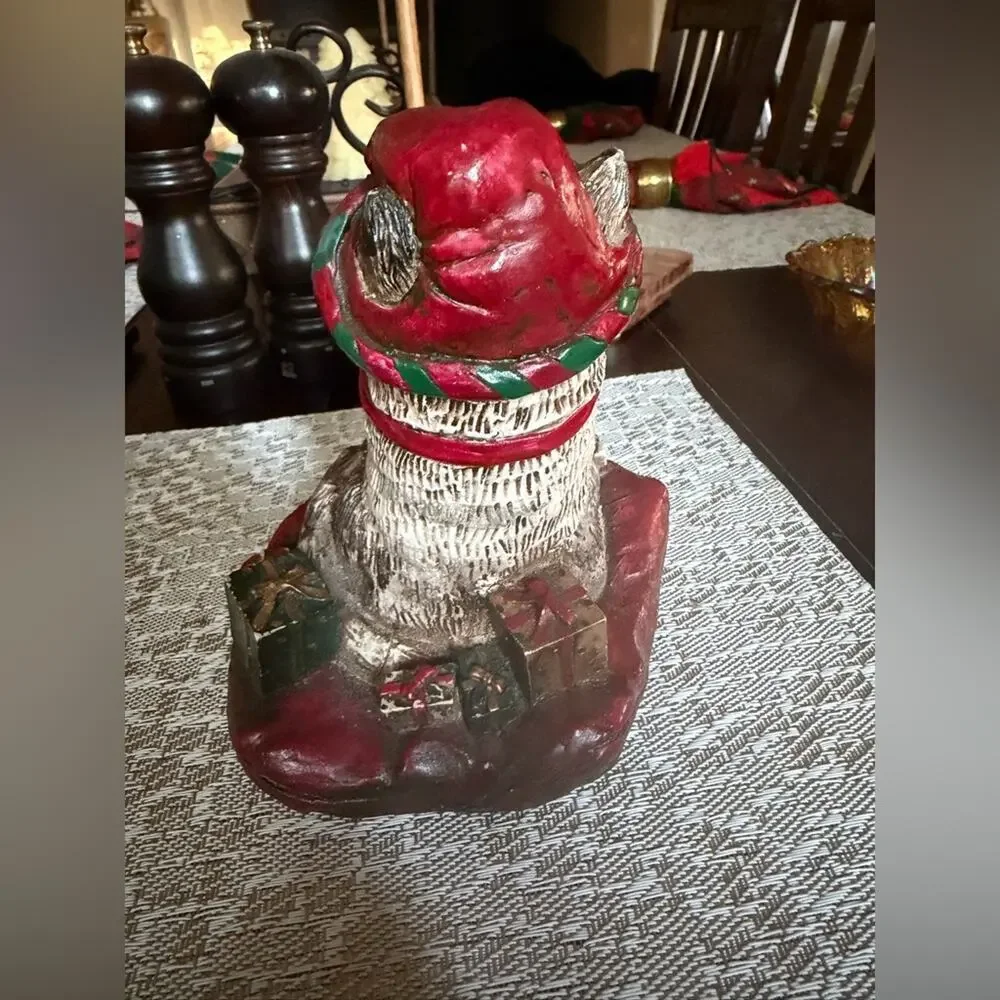 Stone Bunny Christmas Cat stocking holder 7